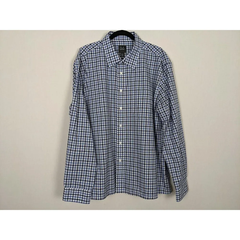 JOS.‎ A. Bank long sleeve button down checked print